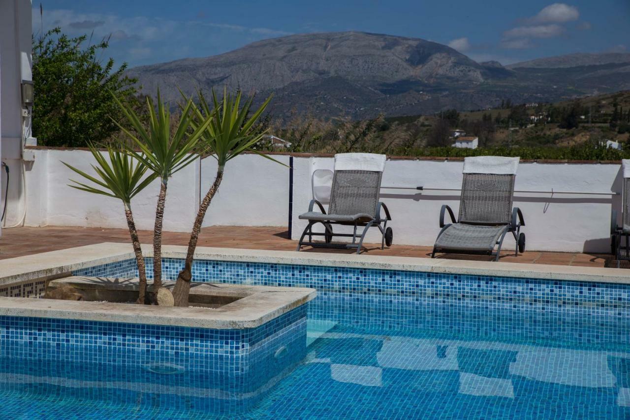 Fuego Blanco Bed and Breakfast Alora Esterno foto