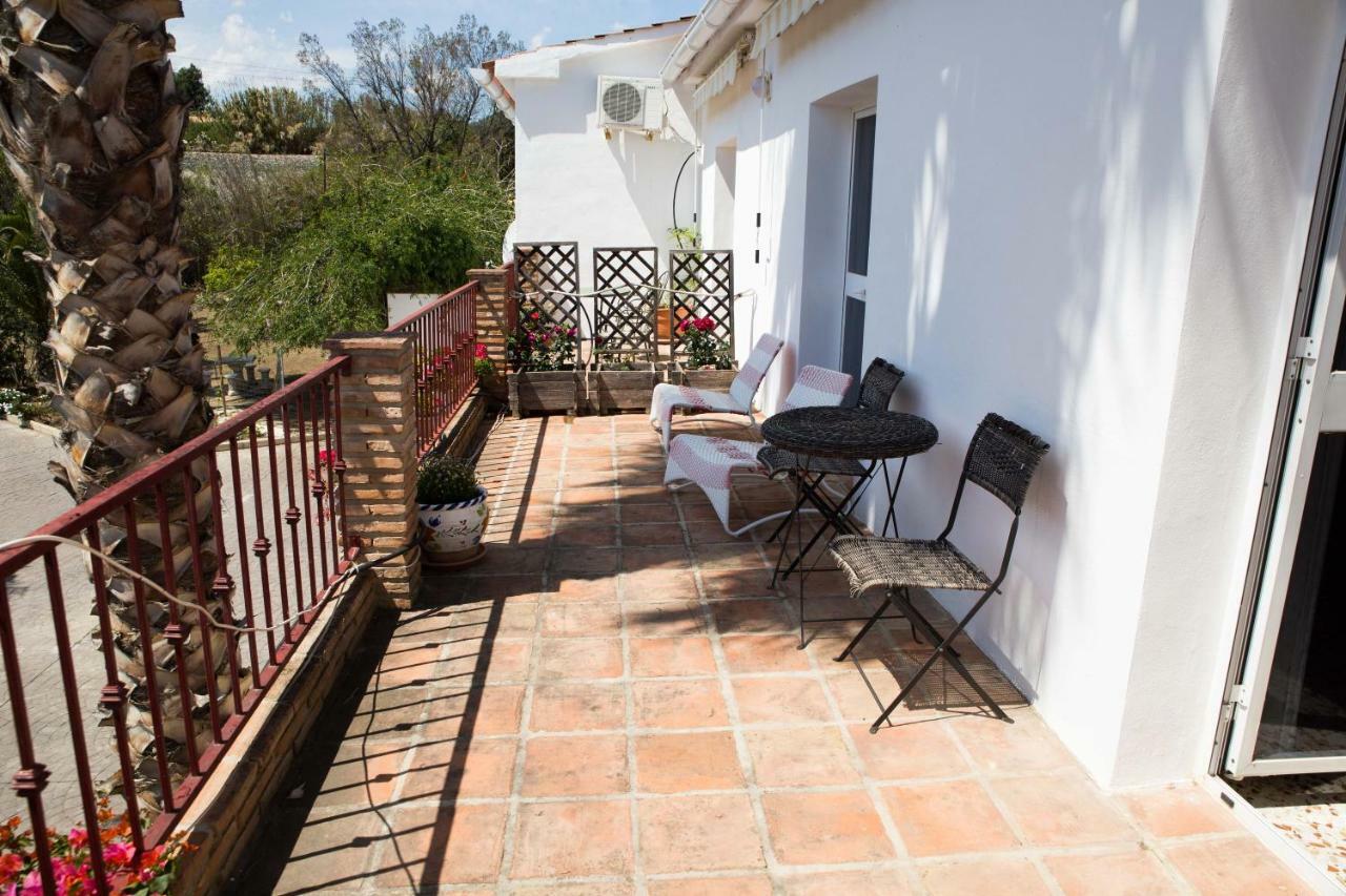 Fuego Blanco Bed and Breakfast Alora Esterno foto